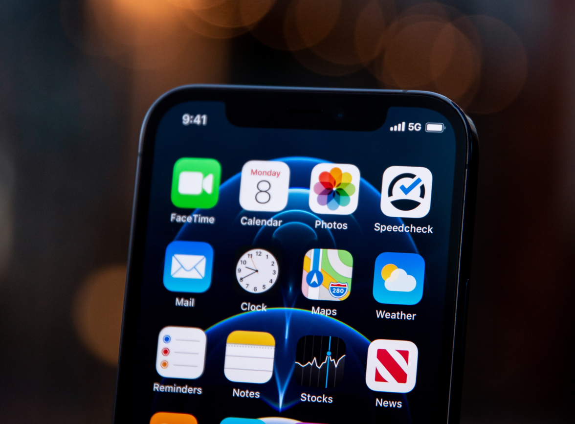 共青城苹果手机维修分享为什么 iPhone 12 在冬季会自动关机 
